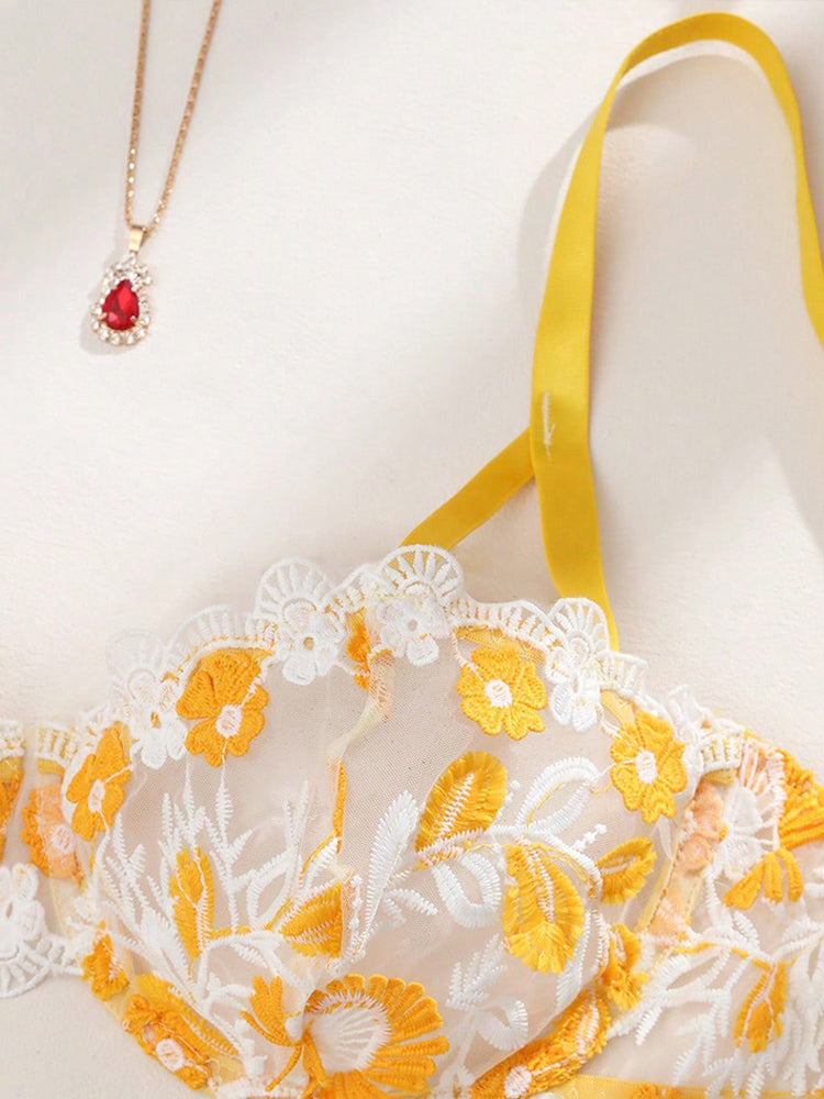 Plus Size Yellow Daisy Embroidered Bra & Thong Set